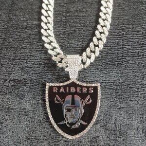 NFL Las Vegas Raiders 20 Inch Necklace Pendant Cuban Chain Link Football Jewelry